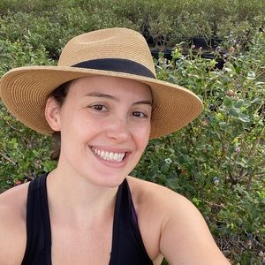 Meet your Posher, Nicole